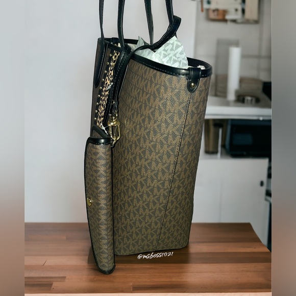 Michael Kors Eliza Large East West Open Tote W/Pouch + Matching Wallet NWT - Picture 4 of 14